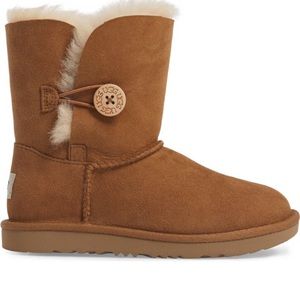 UGG Kids Bailey Button Genuine Sherling Boots